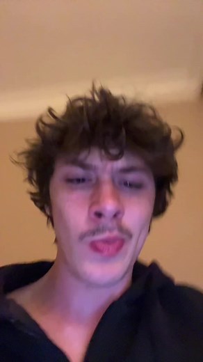 Curly Hair Styling Tips for Indoor Settings