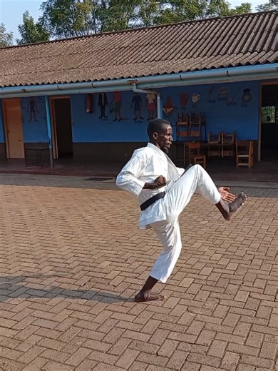 Karate Self Defense Techniques for Combat Sports Beginners