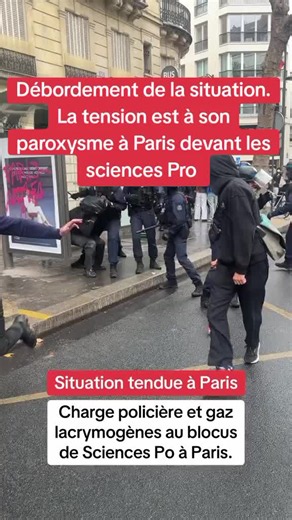Débordement de la situation. Charge policière et gaz lacrymogène au blocus devant les sciences Pro. paris sous tension.#France #Actu #Tension #Police #Blocus #Paris #Manifestation #sciencespro #PourToi