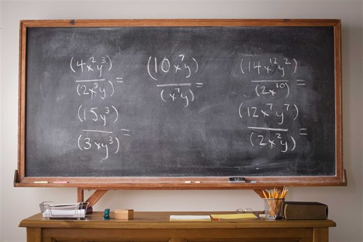 Prova di Matematica terza media 2026: tutte le formule di geometria solida e gli esercizi da ripassare | Studenti.it