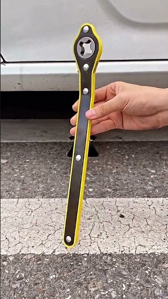1️⃣ Car Auto Wrench Ratchet Tool - Product Link in Bio ( # 2634 )