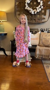 This week Tennessee Connections Academy students are celebrating School Choice Week by sharing why they love their online school! 🧡💛 Ellie W. is a kindergarten student who loves being cozy! #ConnectionsAcademy #OnlineSchool #SchoolChoice #SchoolChoiceWeek | Connections Academy