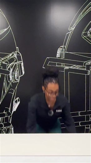 2.8K views · 72 reactions | How well do you know the Riddell SpeedFlex Mid-Size helmet? 樂 | Riddell Sports | Facebook