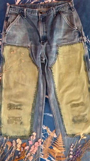 Resharing my favorite pieces of 2025 🩵 Just a classic pair of double knees that I loved so much this year. Simple, sturdy, and beautiful in the way good workwear always is. Sometimes the pieces that don’t try too hard end up being the ones I keep coming back to. | Kellie Swanson Ksx Art