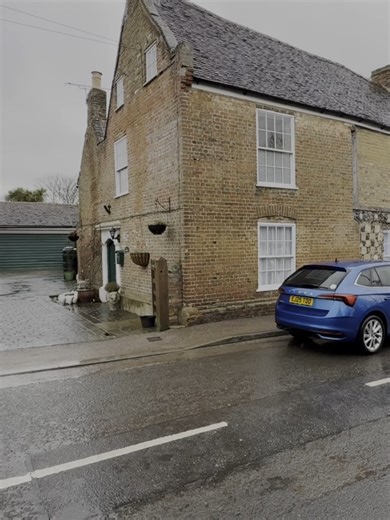 FOR SALE - High Street, Minster - £675,000 Located in the heart of Minster Village, Ramsgate, this exquisite period detached cottage offers a unique blend of period elegance and modern convenience. With five spacious bedrooms, one of which is currently being used as a walk in dressing room and three well-appointed bathrooms, this property is perfect for families seeking both comfort and style. 👑Grade II listed period house 👑Arranged over 3 floors 👑5 bedrooms & walk in dressing room 👑Self Con