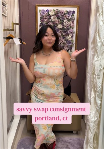 had so much fun trying on clothes at @Savvy Swap Consignment #thrifting #clothes #haul