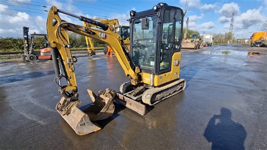CAT 302