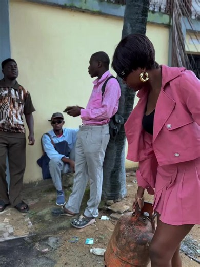 😂😂😂😂😂 l’argent c’est une motivassion hein 😂😂😂😂😂😂#Humour #Comedie #Humour #TENE @Fabiola DK @philon_comedie🇨🇲 réalisée par @Satellite Leking🇨🇲