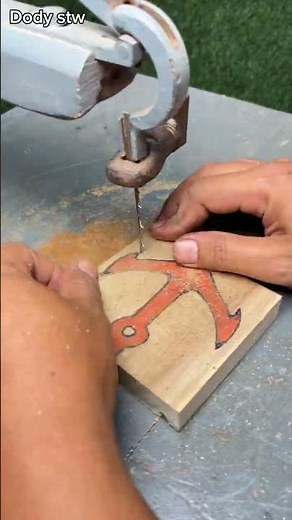 Easy scroll saw tips for perfect cuts 🪚 #woodworking #woodscraft #tipsntricks #diy #satisfying