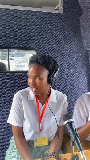 Vana va xikolo xa DZJ Mtebule la va nga amukela tikamara na ti lab to dyondzela eka tona #61HaNdlandlamuka #MakombaNdlela | Munghana Lonene FM: Makomba Ndlela