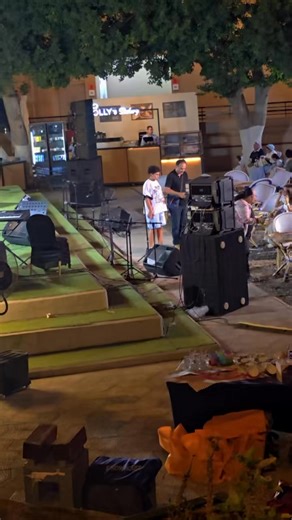 Campus life isn’t only about classes and deadlines it’s about people, ideas, and moments shared. Molly’s Catering brings the food that keeps it all together. Check our bio for location and online ordering. #Mollysbakery #bakery #freshlybaked #foodlovers #bakedwithpassion #bakedwithlove | Molly's Bakery