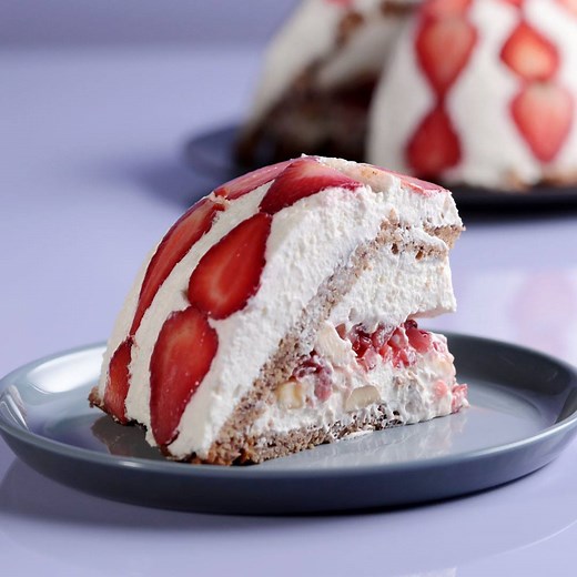 1.8M views · 7.1K reactions | We're not going to tell you to eat this whole thing, but we're not NOT going to tell you to either... Taste for Yourself: taste.md/2KjaSVO | Tastemade | Facebook