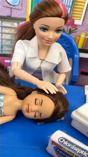 அய்யோ பாவம் லியா 😪/ No Injection Please/Barbie Doctor Visit #shorts