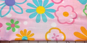 Lily & Loom CANDY Splash PINK Blooms Flowers Cotton Fabric Yardage Decor Apparel Spring Summer Flower Power Quilting - Etsy