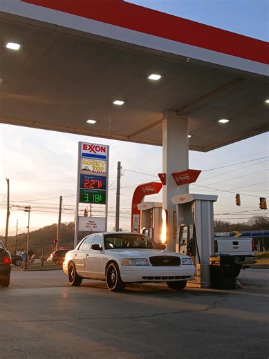 A rundown on my 2010 ford crown victoria police interceptor. showing the pros and cons and generally just showing it off to people who share the same interest in this car as I do #fyp #cars #review #crownvic #police