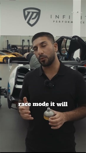 All four accumulators failed on this Senna #infinitperformance #mclaren #senna #suspension #shorts