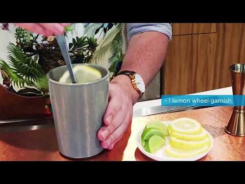 How to make a Monkey47 Sloe Gin and Soda Cocktail