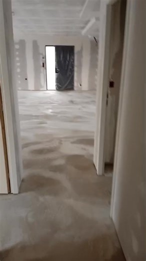 Voici une vidéo de présentation de doublage murs et plafonds et isolation de l'ensemble d'une maison neuve avec pose de cloisons et pose de portes y compris les joints. #isolation #isolationmaison | LV Création