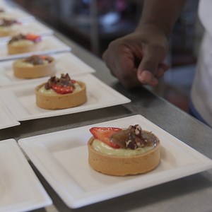 60K views · 326 reactions | The oldest and most notorious prison in California has become a place to teach soon-to-be-released inmates the tools they need to survive on the outside – including how to make banana pudding! | Localish | Facebook