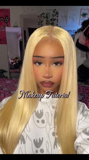 malay🫐 on Instagram: "🎀cute🎀 #explorepage #reels #makeup #makeuptutorial #malaysopretty"