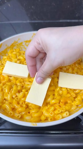 Literal at pinakamadaling luto ng Mac and cheese 🤤 | Mommy Jacky