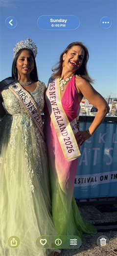 Electro-stimulation for muscles (often called Electrical Muscle Stimulation (EMS)) uses small electrical impulses to cause muscles to contract. It is used in physiotherapy, sports training, and rehabilitation. Here are the main benefits: 1. Muscle Strengthening 💪 Electrical impulses trigger muscle contractions similar to natural contractions during exercise. This helps strengthen muscles, especially when a person cannot perform regular workouts due to injury or illness. 2. Muscle Recovery and R