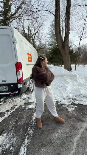 Stuck call help | stuck in an elevator