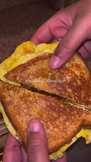 Quick & Easy Breakfast Sandwich Recipe