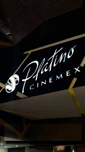 Grandes momentos los que se vivieron ayer en la PRMIERE DE LA BRÚJULA 🧭🍿🎬#losamamos