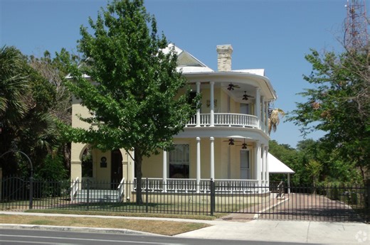 408 Dwyer Ave, San Antonio, TX 78204 | LoopNet