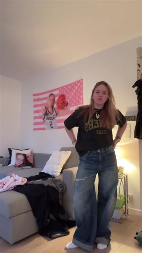 can we pls just skip to spring now i don’t wanna wear jackets anymore🙇🏼‍♀️ #ootd