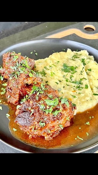 Amazing Ox Tail Dinner | Grillnation