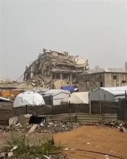 As winter 2025 begins, Gaza faces a deepening humanitarian crisis after 83% of its buildings were destroyed. Despite the ceasefire, thousands returned to find only rubble, leaving 1.9 million people living in worn-out tents or without shelter. . #Gaza | The Gaza