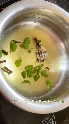 Clove + Tulsi DIY Toner for Acne 🌿#beauty #skincare #yt #diy