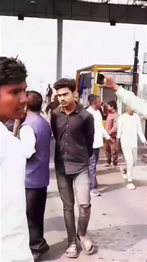 turck Driverwa par bhaut bura hora hai #darevideo #par बुरा होरा है #tarak #Driverwa_bhae ke sath