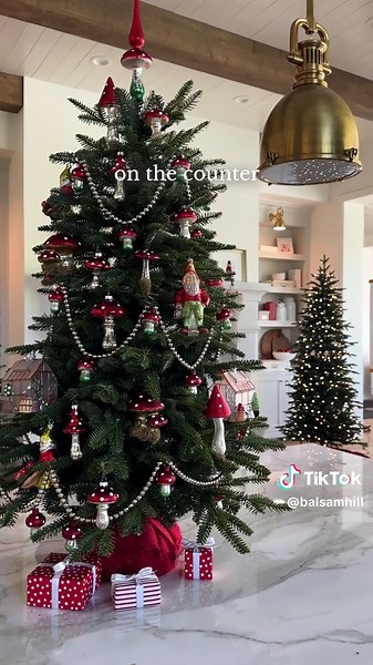 Find Your Perfect Balsam Hill Christmas Tree