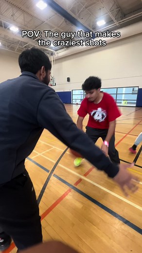 We all know one person like this 🙄😭#basketball #hoopers #tiktok #fy #viral #memes #explorepage #trending #instagram #hoopersoftiktok #explore #love