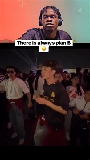 They are celebrating rejection ehh | Offline media