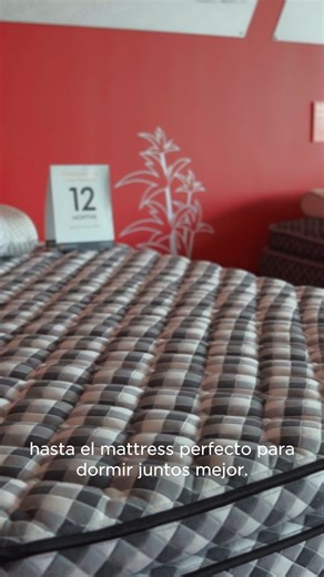Este San Valentín, regala algo que diga: “Quiero que descanses mejor” 💝😴 Una buena almohada o mattress no es solo un regalo… es comodidad, cuidado y noches de mejor descanso ✨ 💬 Cuéntanos en los comentarios: ¿Eres de regalar solo cosas lindas… o aquellas que de verdad se usan todos los días? 👀👇 | Global Mattress