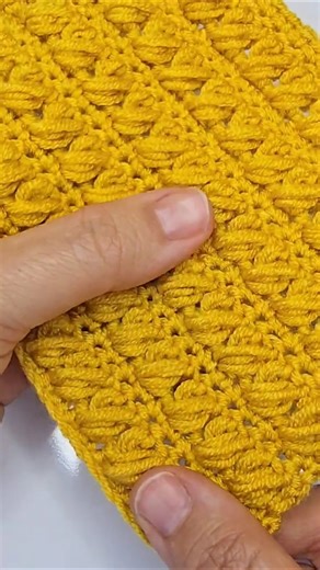 JUST 2 🧶💛 ROWS! I've Never Seen Such A Beautiful Crochet Pattern Before! MUST TRY!