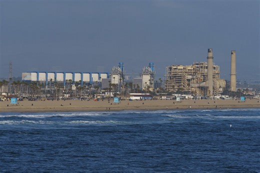 How does the desalination process work?