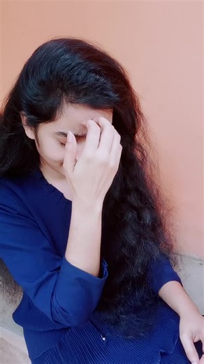 Understanding Hand Gestures in Communication