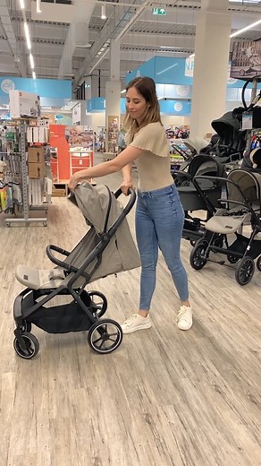 🙌 Az egyszerűen és villámgyorsan összecsukható Moon Zac babakocsi megkönnyíti a mindennapokat! 🙂 Legyen ennyire egyszerű minden utazás! | Brendon Magyarország