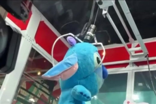 TV PATROL: World record para sa pinakamalaking claw machine tatangkain ng Cebu City | ABS-CBN News