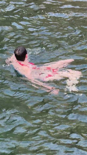 Beautiful Girls + Autumn Waterfall = Perfect Moments 🍂✨ #travel #waterfall