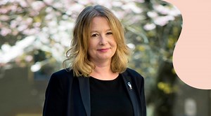 Åsa Linderborg har granskat kungen – blir tv-dokumentär