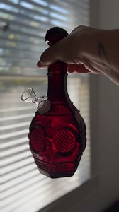 Our Scarlett Queen. 🥀♥️💨 | Pearl's Puff Parlor