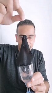439K views · 4.3K reactions | tutorial-change-coke-in-water-magic-trick-藍-y2bs.com.mp4 406 x 720 | Dumenicus | Facebook