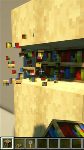 Странный деревянный холодильник в Minecraft