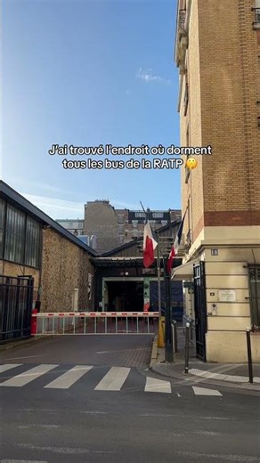 Un endroit caché à Paris ? #parisfrance #visitparis #ratp